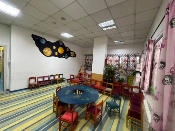 Tirane, shitet ambjent biznesi , 239 m² 800.000 € (Porcelan, prane Klanit)