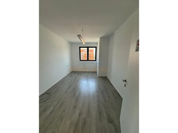 Shitet, Apartament 2+1+2+Depo, Rezidenca Future Home, Unaza e re,Tirane, Kati 3, 124 m²