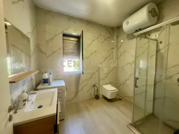 Tirane, shitet apartament 2+1 Kati 2, 119 m² 210.000 € 