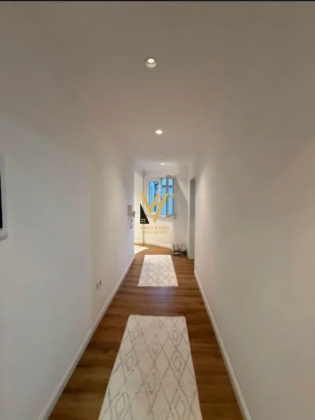 Tirane, shitet Vile 2 Katshe Kati 0, 180 m² 230.000 € (KINOSTUDIO)