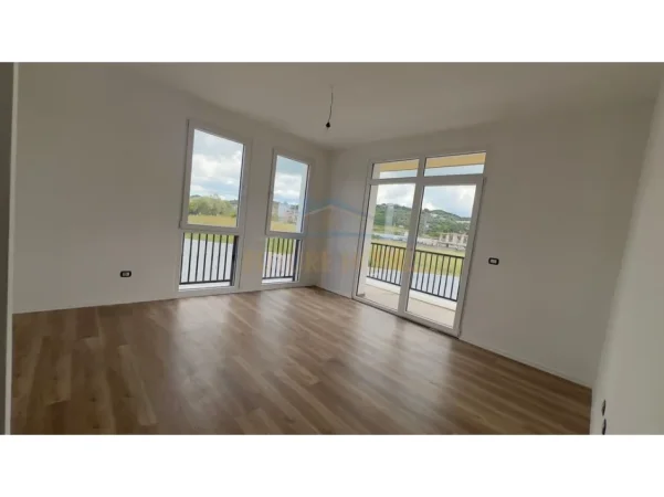 Tirane, shitet apartament 2+1 Kati 1, 79 m² 141.714 € (SAUK)