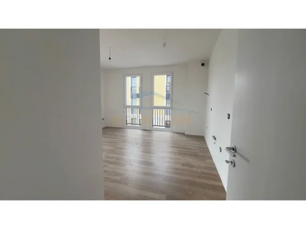 Tirane, shitet apartament 2+1 Kati 1, 80 m² 148.074 € (SAUK)
