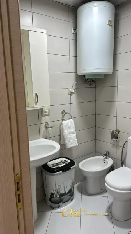 Tirane, jepet me qera apartament 2+1 Kati 5, 80 m² 600 € (DON BOSKO)