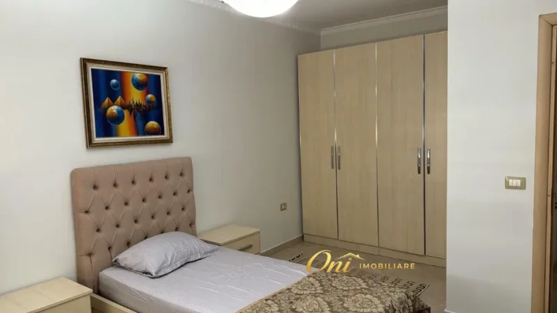 Tirane, jepet me qera apartament 2+1 Kati 5, 80 m² 600 € (DON BOSKO)