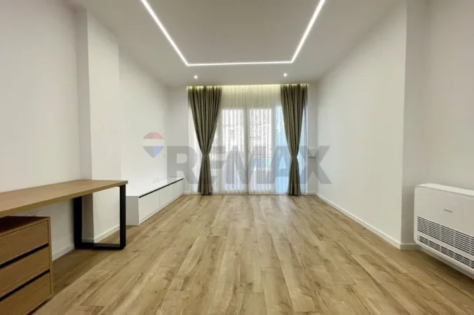 Apartament modern ne shitje, 2+1 i mobiluar tek Kopeshti Zoologjik! (249'000 Euro)