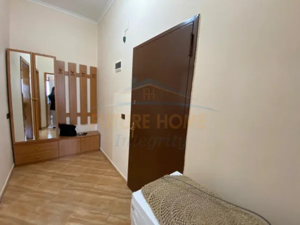 Tirane, jepet me qera apartament 1+1 Kati 6, 55 m² 40.000 leke (Rruga Siri Kodra)