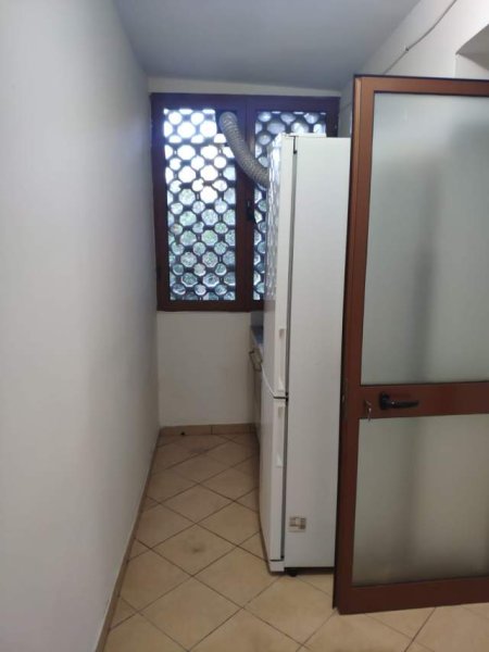 Tirane, jepet me qera 2+1 Kati 9, 88 m² 470 Euro (Xhamllik)