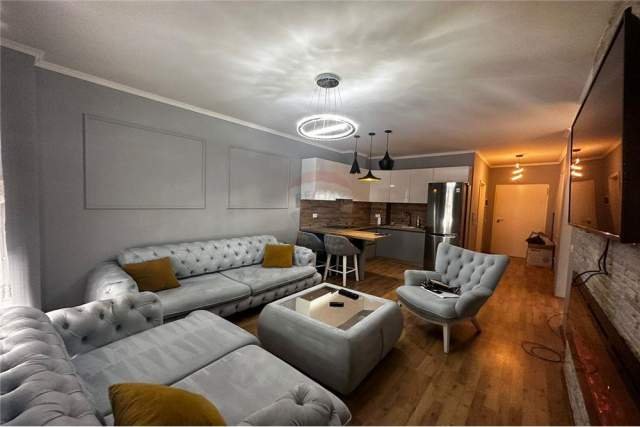 Tirane, jepet me qera apartament 2+1 90 m² 650 Euro