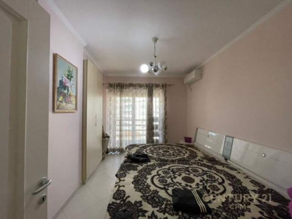Tirane, jepet me qera apartament 2+1+BLK Kati 5, 100 m² 650 Euro (gjimnazi partizani)