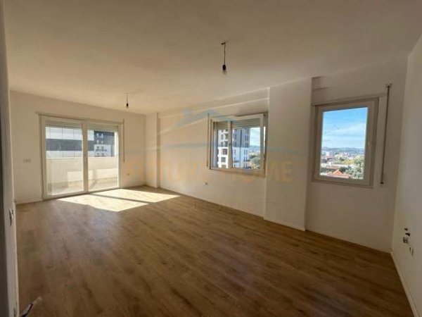 Tirane, shitet apartament 2+1 Kati 6, 131.180 Euro (Don Bosko)