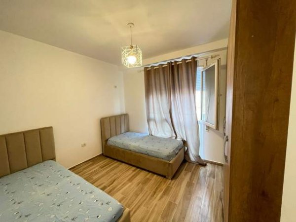 Tirane, jepet me qera apartament 2+1+BLK Kati 1, 91 m² 400 Euro (hamdi pepo)