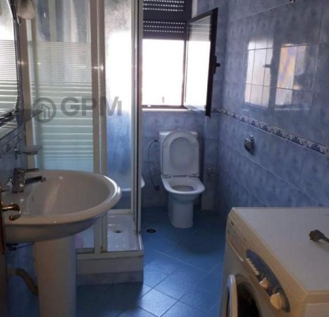 Tirane, jepet me qera apartament 1+1 Kati 6, 75 m² 500 Euro tek Ish Parku i Autobuzave