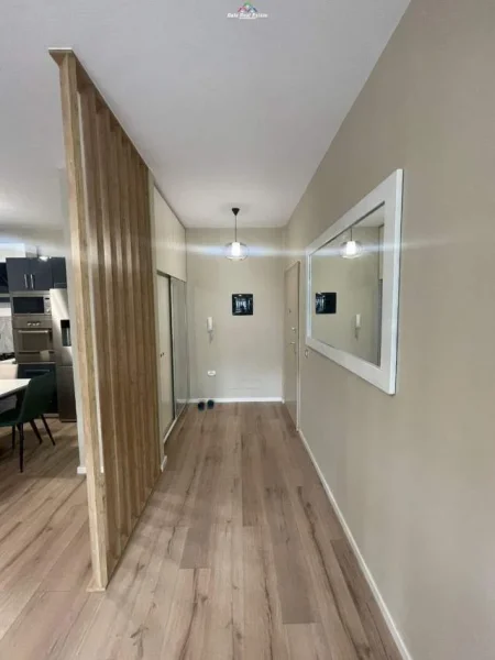 Tirane, jepet me qera apartament 2+1 Kati 6, 130 m² 1.200 Euro (kopshti zoologjik)