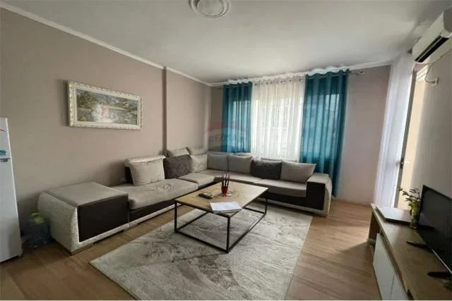 Tirane, shitet apartament 1+1+BLK 75 m² 75.000 Euro