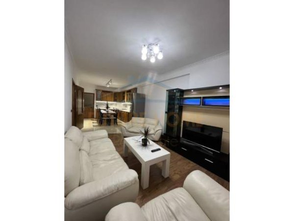 Tirane, shitet apartament 2+1 Kati 2, 116 m² 139.200 Euro (UNAZA E RE)