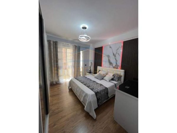 Tirane, shitet apartament 2+1 Kati 2, 116 m² 139.200 Euro (UNAZA E RE)