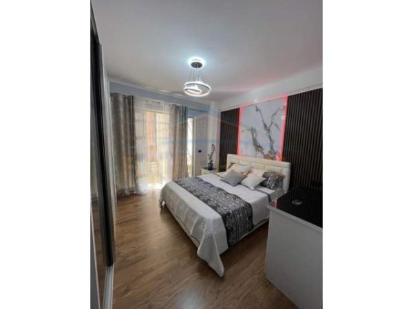 Tirane, shitet apartament 2+1 Kati 2, 116 m² 139.200 Euro (Unaza e Re)