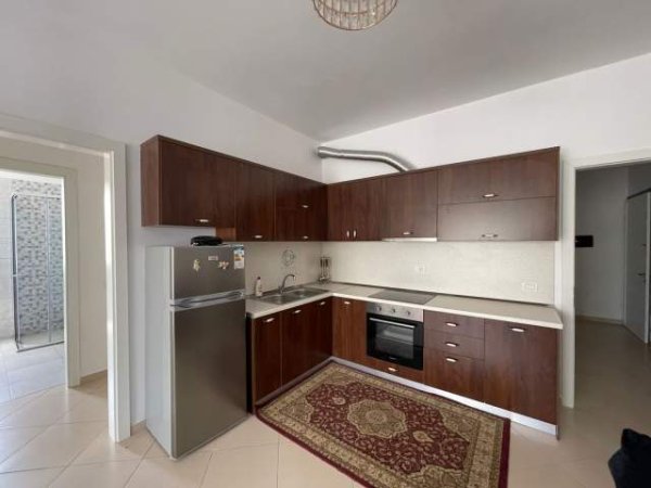 Tirane, jepet me qera apartament 2+1+A+BLK Kati 2, 100 m² 600 Euro (Ish Fusha e Aviacionit)