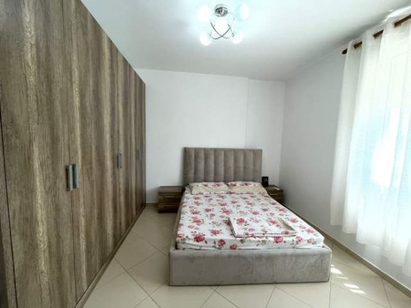 Tirane, jepet me qera apartament 2+1+A+BLK Kati 2, 100 m² 600 Euro (Ish Fusha e Aviacionit)