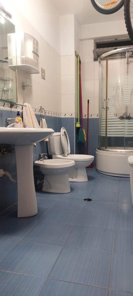 Tirane, jepet me qera apartament 3+1+BLK Kati 5, 100 m² 40.000 Leke (Rruga Besim Alla)