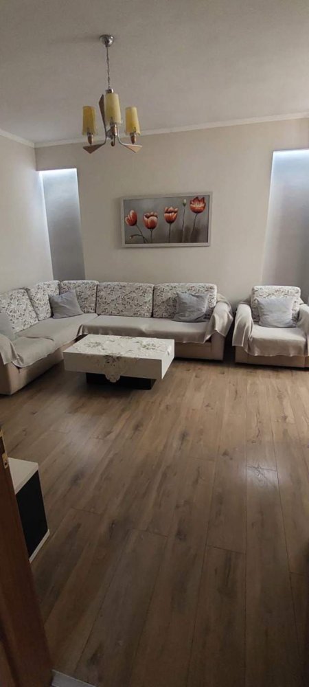 Tirane, jepet me qera apartament 3+1+BLK Kati 5, 100 m² 40.000 Leke (Rruga Besim Alla)