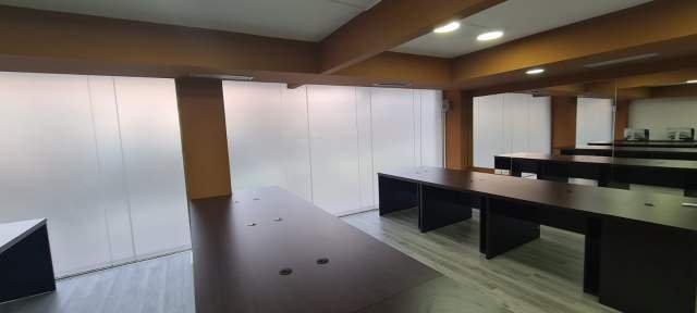 Tirane, jepet me qera ambjent biznesi 190 m² 3.000 Euro (PETRO NINIT"!)