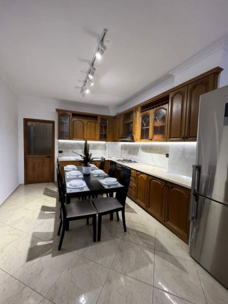 Tirane, shitet apartament 2+1 Kati 2, 116 m² 139.200 Euro (Astir)