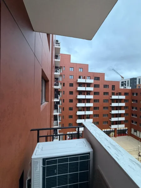 Tirane, jepet me qera apartament 1+1+Ballkon Kati 5, 480 € (Astir)