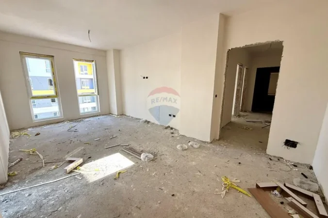 Apartament ne shitje, 2+1 me post parkimi tek Univers City! (109'000 Euro)