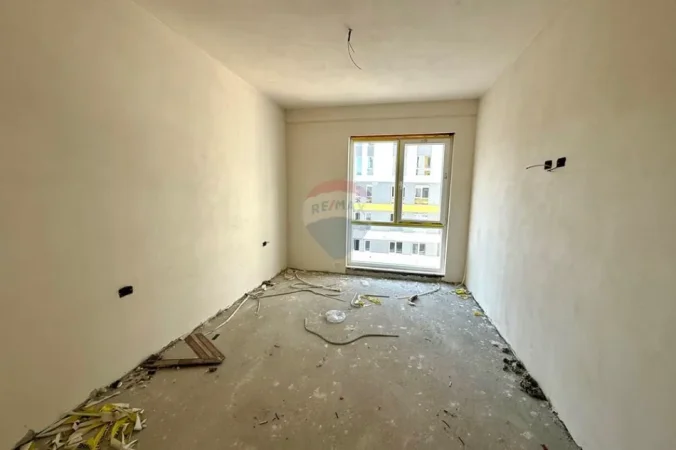 Apartament ne shitje, 2+1 me post parkimi tek Univers City! (109'000 Euro)