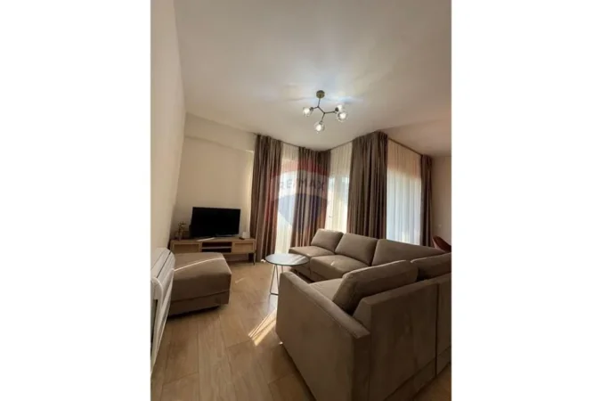 Tirane, jepet me qera apartament 2+1+Aneks+Ballkon Kati 3, 95 m² 1.500 € (Rruga e Kosovareve)