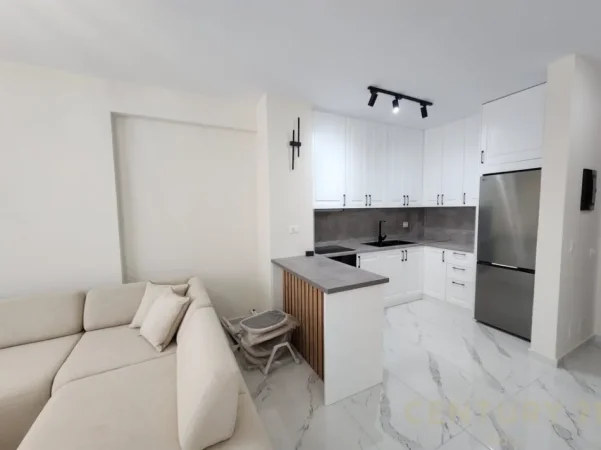 Tirane, jepet me qera apartament 2+1 Kati 5, 84 m² 800 € (Prane ReportTV)