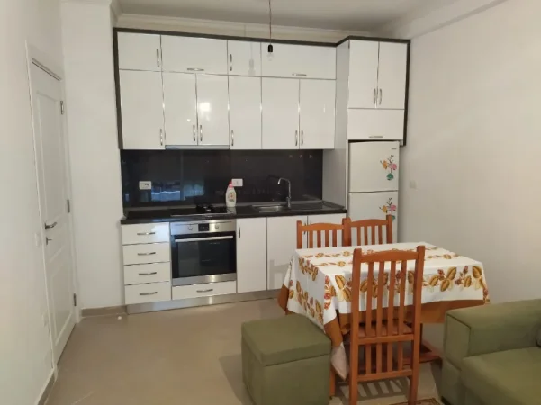 Tirane, jepet me qera apartament 1+1+Ballkon Kati 6, 60 m² ;Tirana Golden Park 2 (Tek Ish-Qyteti i nxenesve))