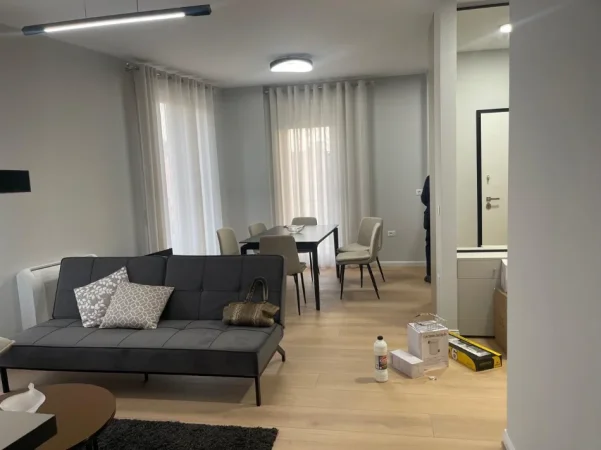 Tirane, jepet me qera apartament 2+1 Kati 7, 117 m² 900 € 