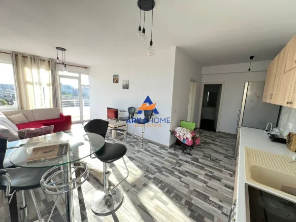 Tirane, jepet me qera apartament 1+1+Ballkon Kati 7, 56 m² 650 € 