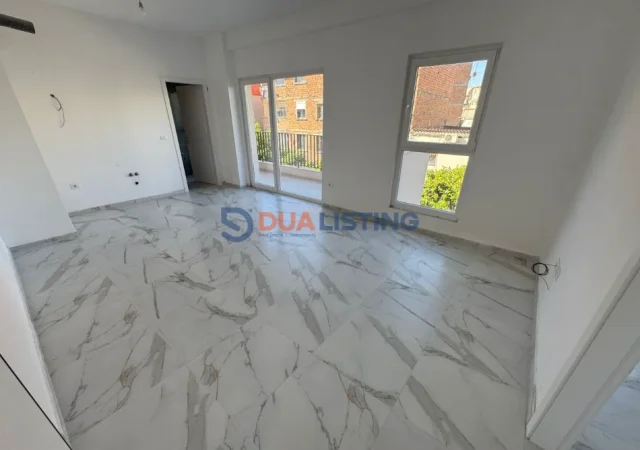 Tirane, jepet me qera apartament 1+1 , 70 m² 500 € (Rruga Dritan Hoxha)