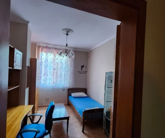 Tirane, jepet me qera apartament 2+1 Kati 3, 100 m² 800 € (RRUGA E KAVAJES)