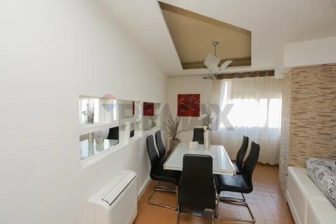 Tirane, jepet me qera apartament 3+1+Ballkon Kati 3, 135 m² 800 € (Rruga don bosko)