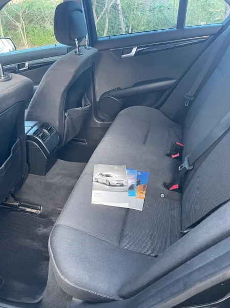 Durres, shitet makine Mercedes Benz  C 220 CDI 2011, Nafte, e zeze automatik Kondicioner 206 km 8.400 €