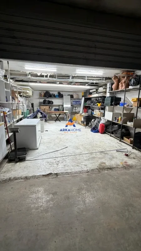 Tirane, shitet garazh | post parkimi Kati -1, 48 m² 50.000 € 