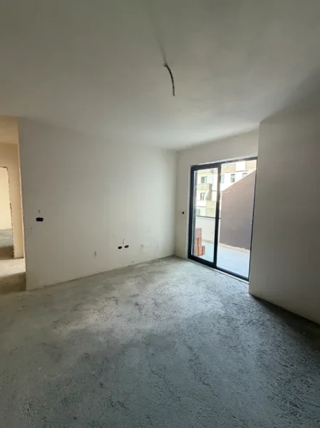 Durres, shitet apartament 2+1+Ballkon Kati 5, 104 m² 109.200 € (Golem)