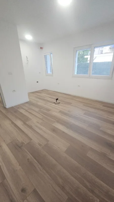 Tirane, jepet me qera apartament 1+1 Kati 0, 47 m² 130.000 € (RRUGA ISUF ELEZI)
