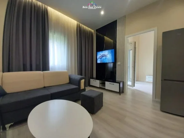 Tirane, jepet me qera apartament 1+1+Ballkon Kati 1, 65 m² 550 € (KODRA E DIELLIT)