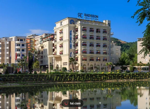 Shtepi me qera 1+1 (apartamenti eshte i mobiluar) & Ballkon + Parking (Liqeni i thate) Cmimi 65'000 ALL