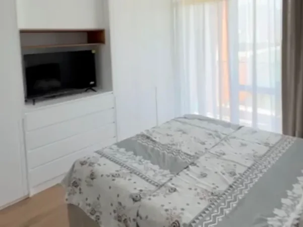 Tirane, jepet me qera apartament 1+1+Ballkon , 90 m² 700 € 