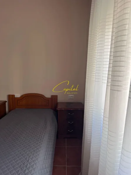 Tirane, jepet me qera apartament 2+1 Kati 4, 75 m² 700 € (RRUGA E ELBASANIT)