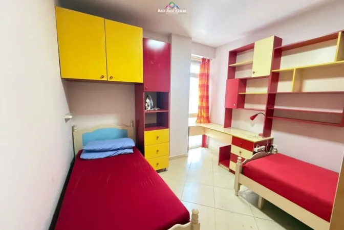 Tirane, jepet me qera apartament 2+1 Kati 5, 98 m² 730 € (ndre mjeda)