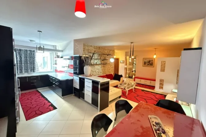 Tirane, jepet me qera apartament 2+1 Kati 5, 98 m² 730 € (ndre mjeda)