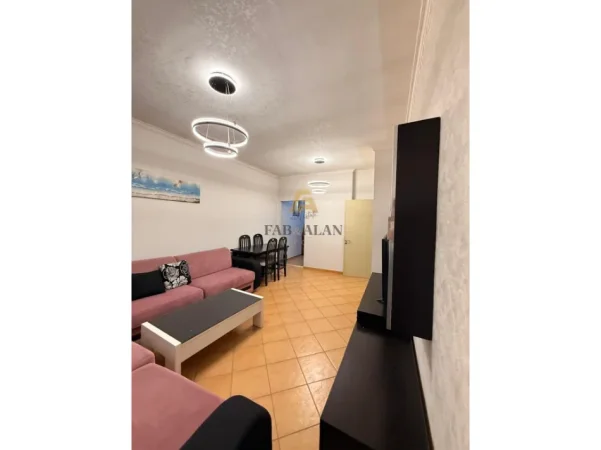 Tirane, shitet apartament 1+1+Ballkon , 64 m² 135.000 € 