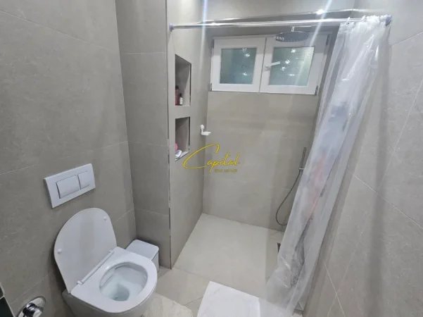 Tirane, shitet apartament 2+1 Kati 2, 85 m² 200.000 € (BRRYLI)